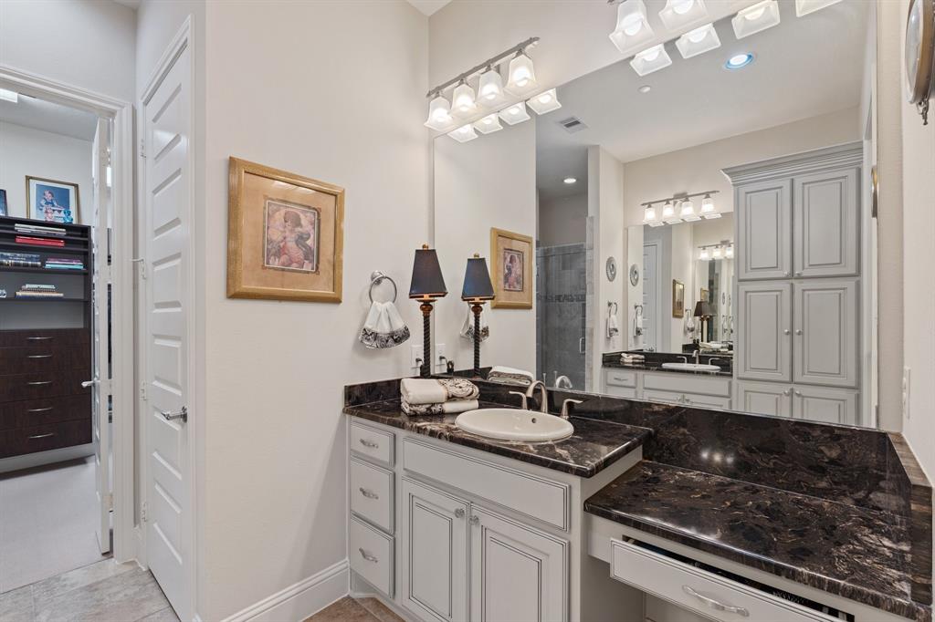 542 Imperial Boulevard, Sugar Land, Texas image 4
