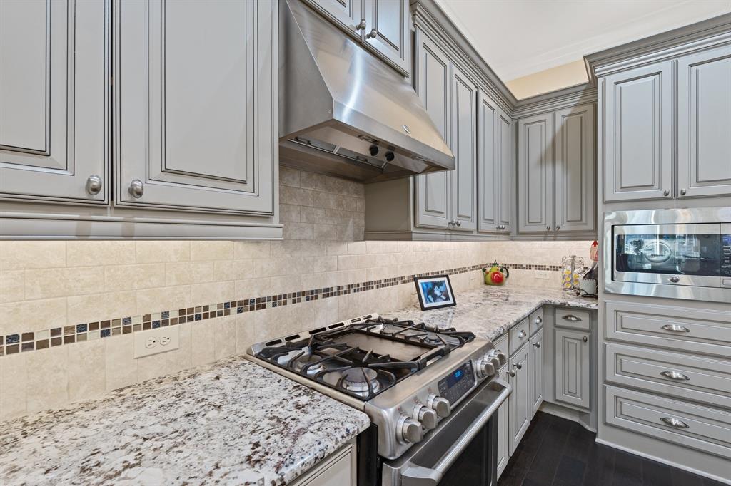 542 Imperial Boulevard, Sugar Land, Texas image 13