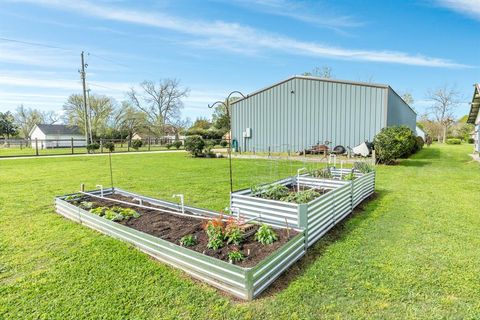 A home in Brazoria