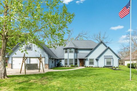 A home in Brazoria