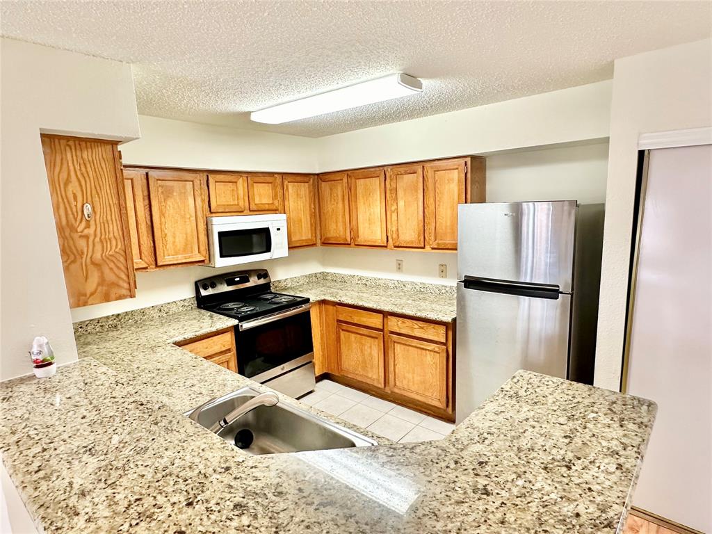 2300 Old Spanish Trail 1074