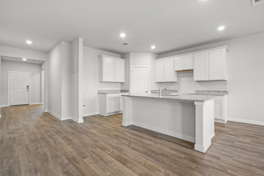 14333 Ash Tree Drive, Conroe, Texas image 2