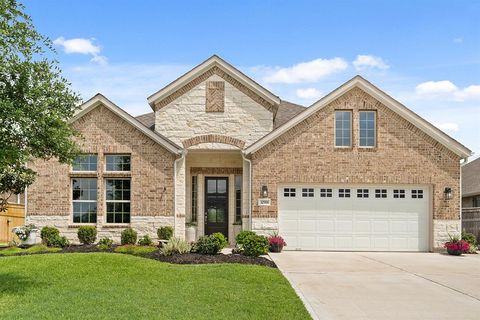 Photo of 32918 Woodlake Drive, Fulshear, TX 77441 (MLS # 82868932) Photo of 32918 Woodlake Drive, Fulshear, TX 77441 (MLS # 82868932)