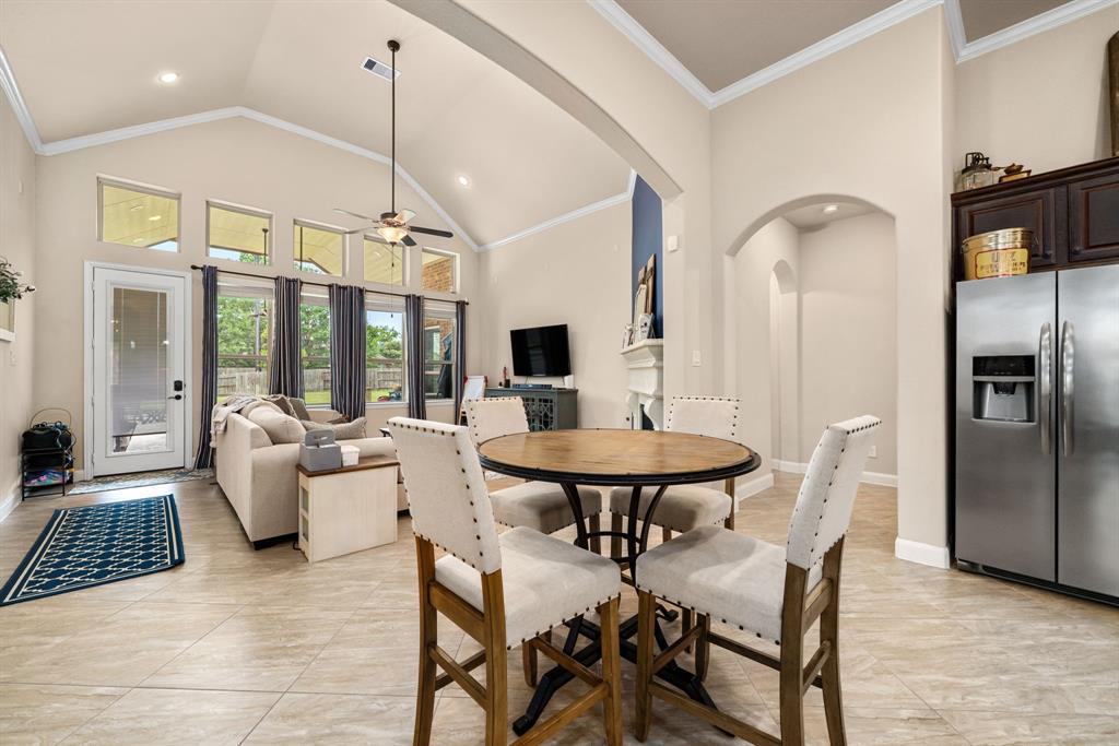 6306 Sunstone Falls, Katy, Texas image 17