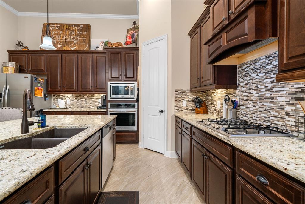 6306 Sunstone Falls, Katy, Texas image 15