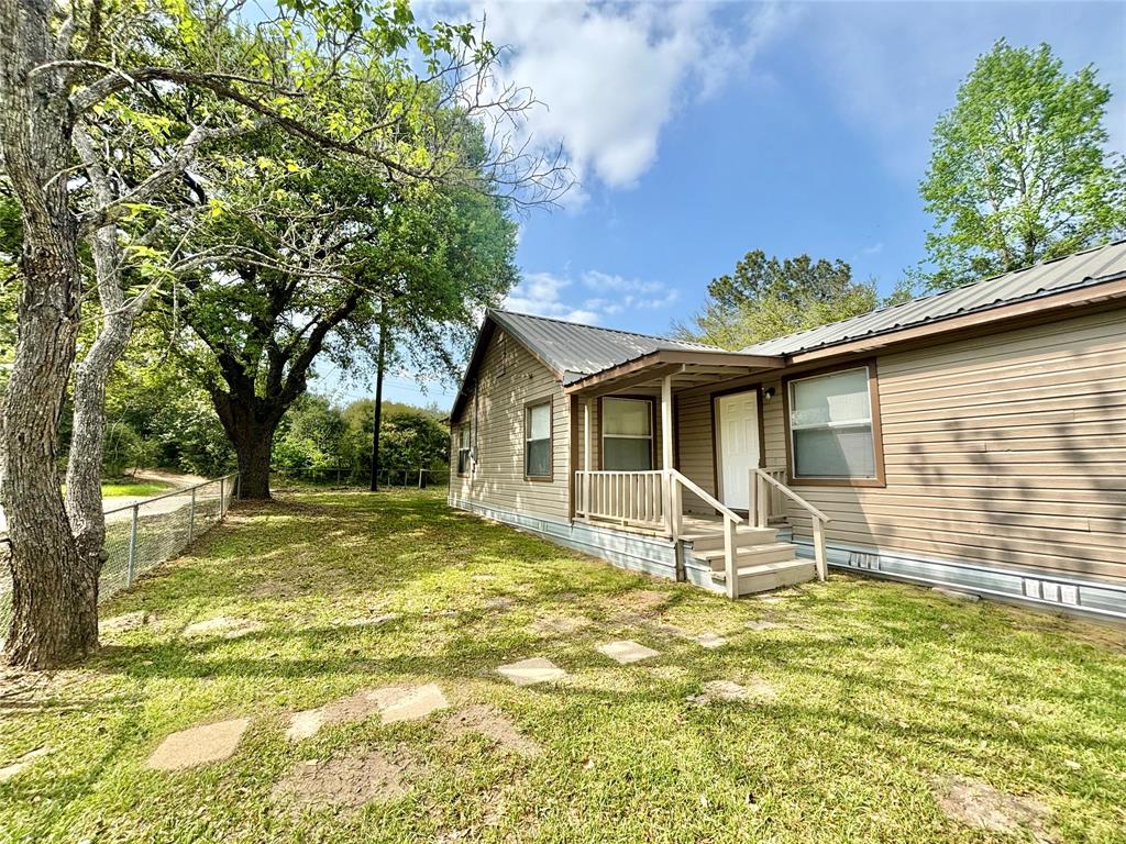 909 W Elder St, Colmesneil, Texas image 9