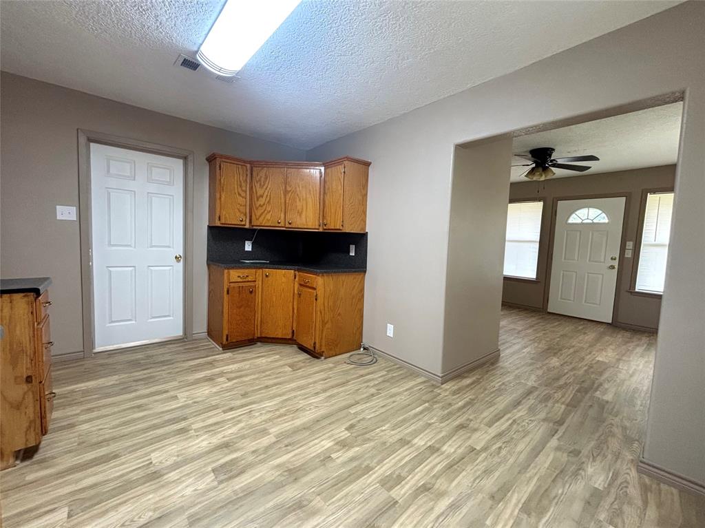 909 W Elder St, Colmesneil, Texas image 16