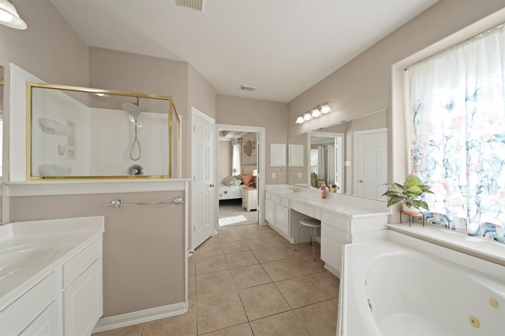 1003 Vatican Court, Pearland, Texas image 27