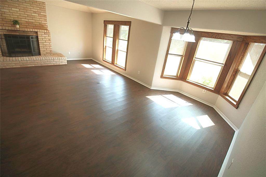 612 Regina Drive, Hewitt, Texas image 17