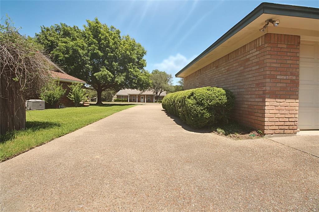 612 Regina Drive, Hewitt, Texas image 28