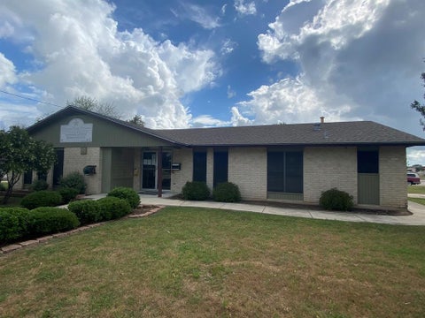 Condo For Rent - 1200 Meadow Park<br/> Lockhart, TX 78644