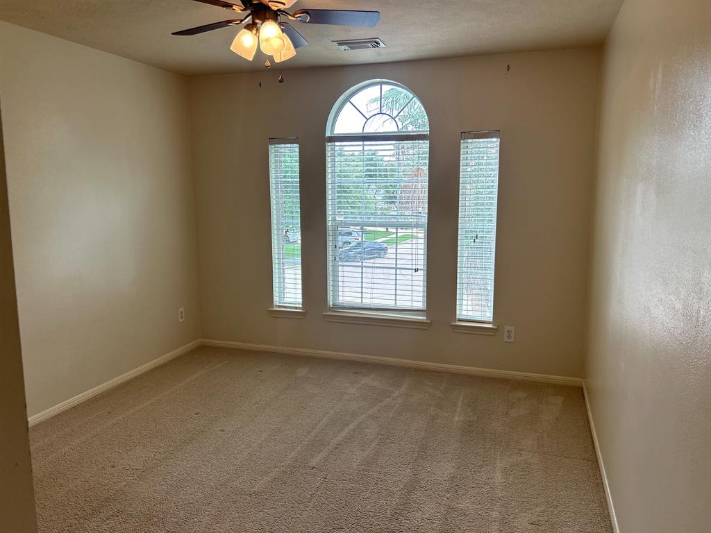 3906 Camelia Glen Lane, Fresno, Texas image 31