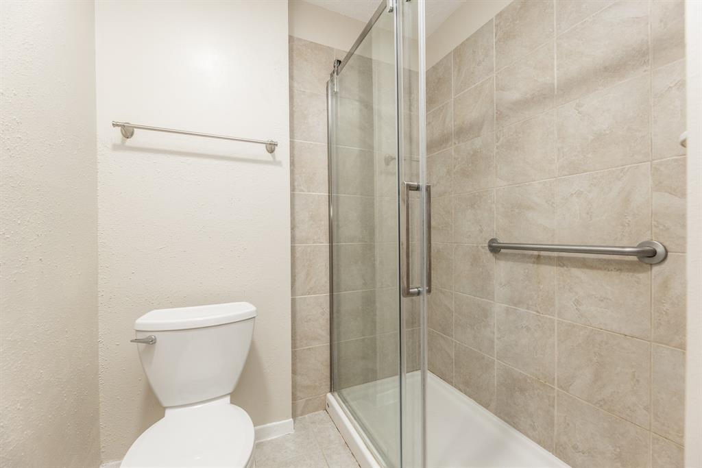2543 Sage Brush Lane, Sugar Land, Texas image 23