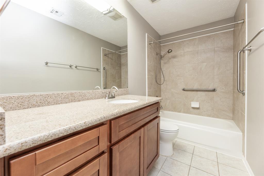 2543 Sage Brush Lane, Sugar Land, Texas image 28