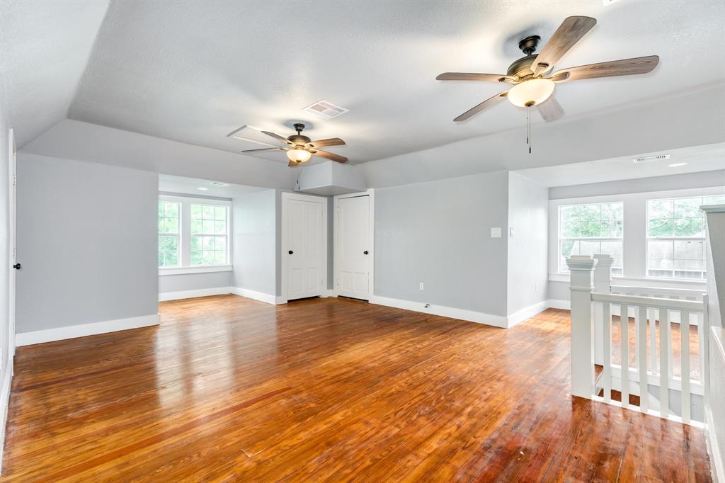 336 N Rockisland Street, Angleton, Texas image 25