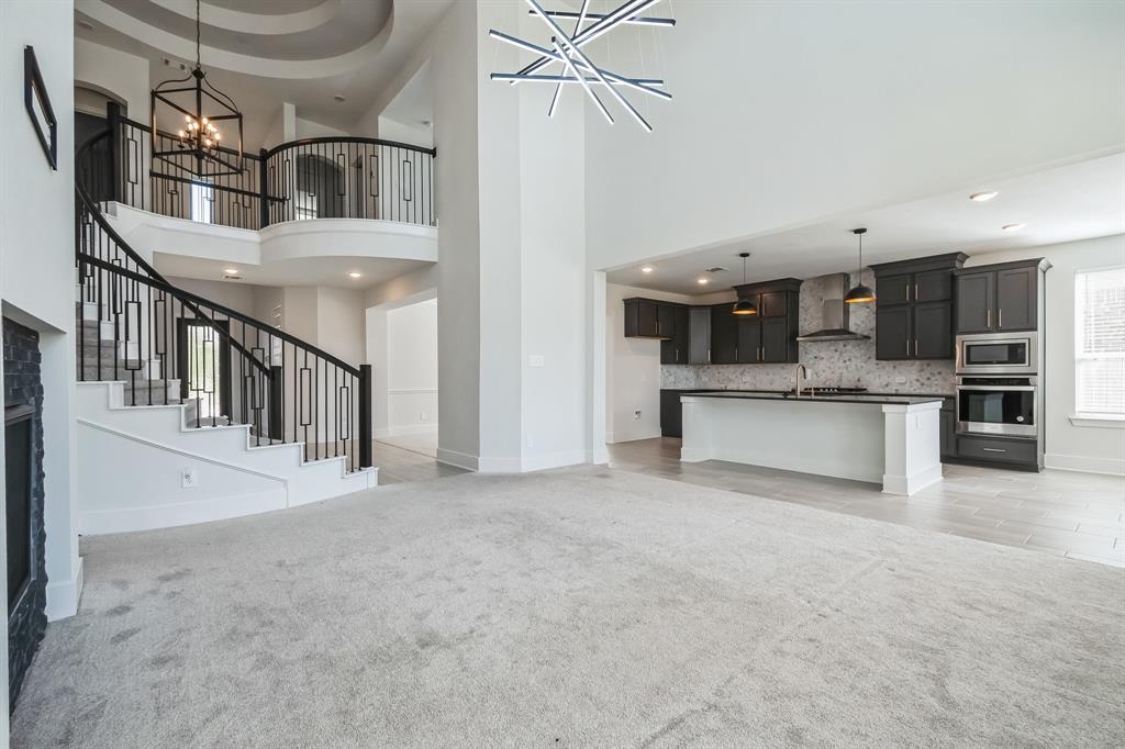 18008 Blu Terrace Drive, Conroe, Texas image 8