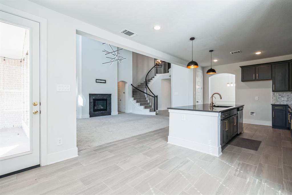 18008 Blu Terrace Drive, Conroe, Texas image 10