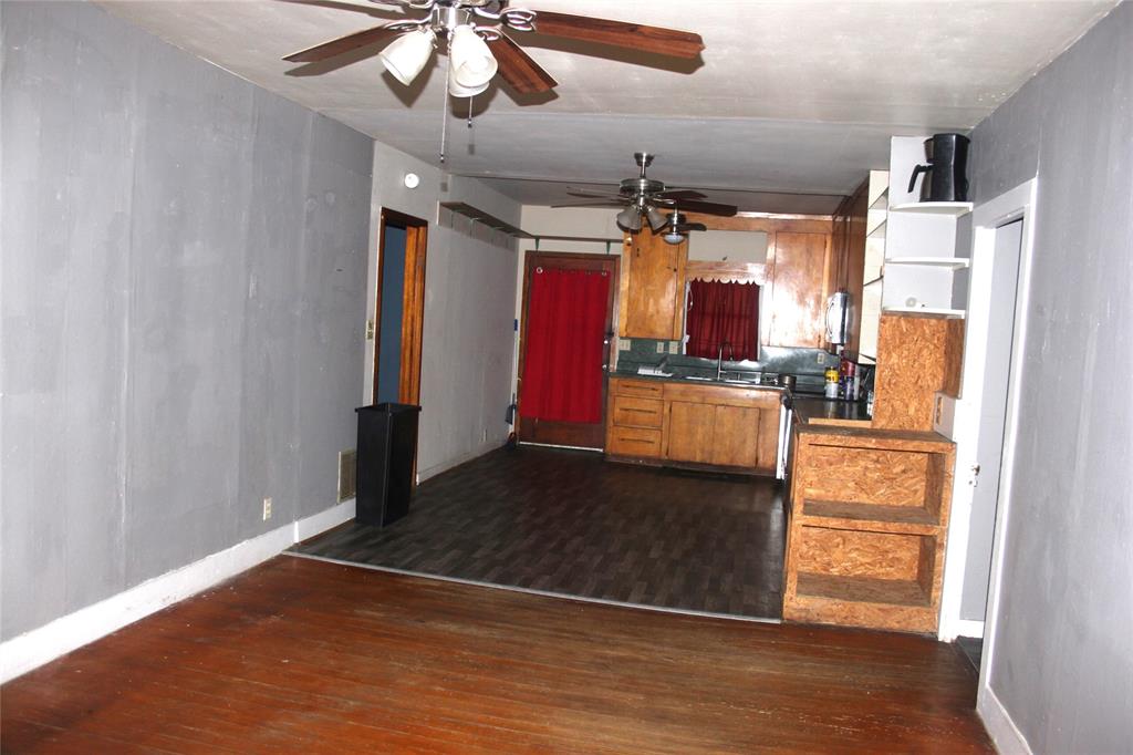 925 7th Street, Hempstead, Texas image 7