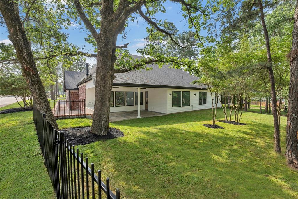 58 Bentwood