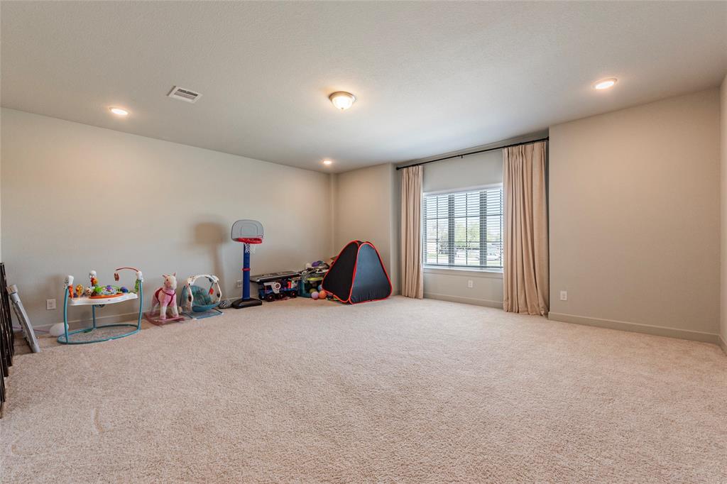 5322 W Bayou Maison Circle, Dickinson, Texas image 32