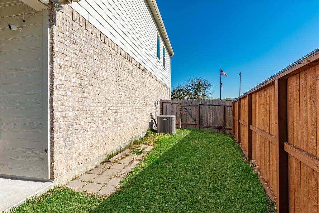 5322 W Bayou Maison Circle, Dickinson, Texas image 33