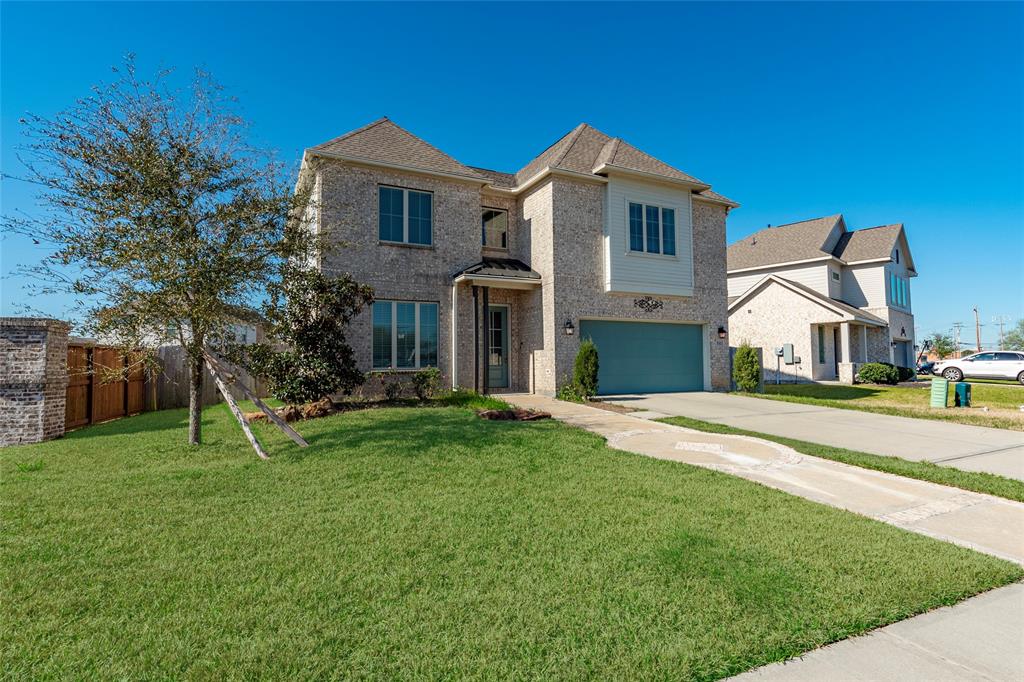 5322 W Bayou Maison Circle, Dickinson, Texas image 5