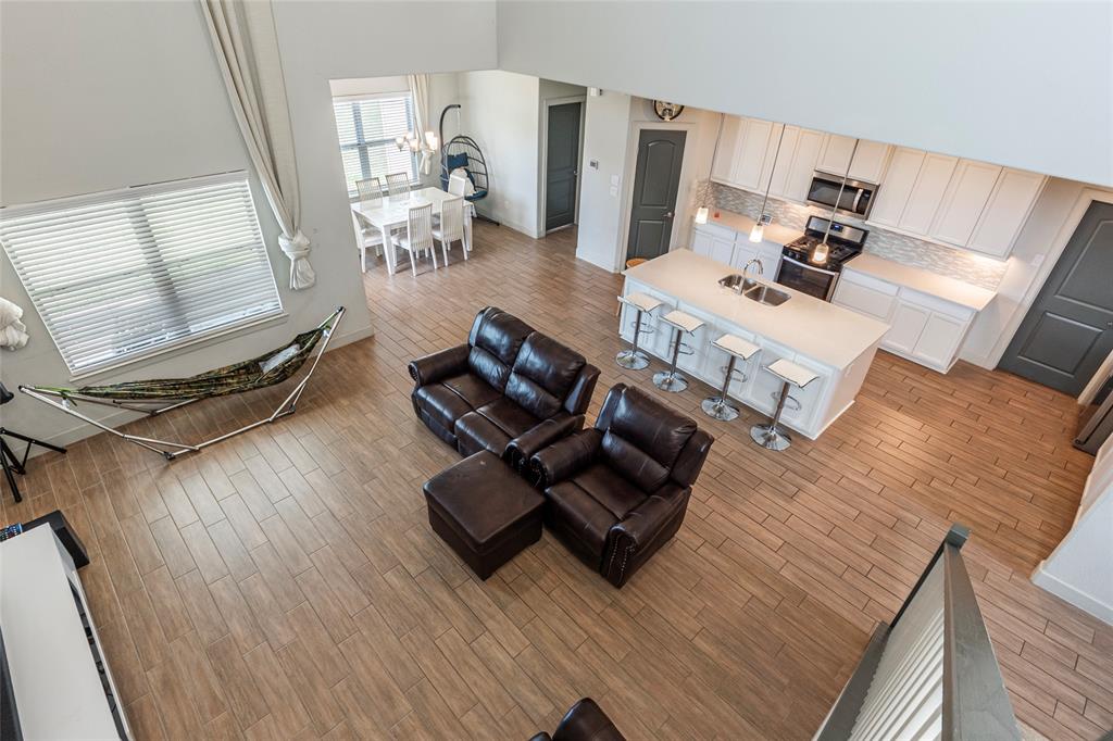 5322 W Bayou Maison Circle, Dickinson, Texas image 12