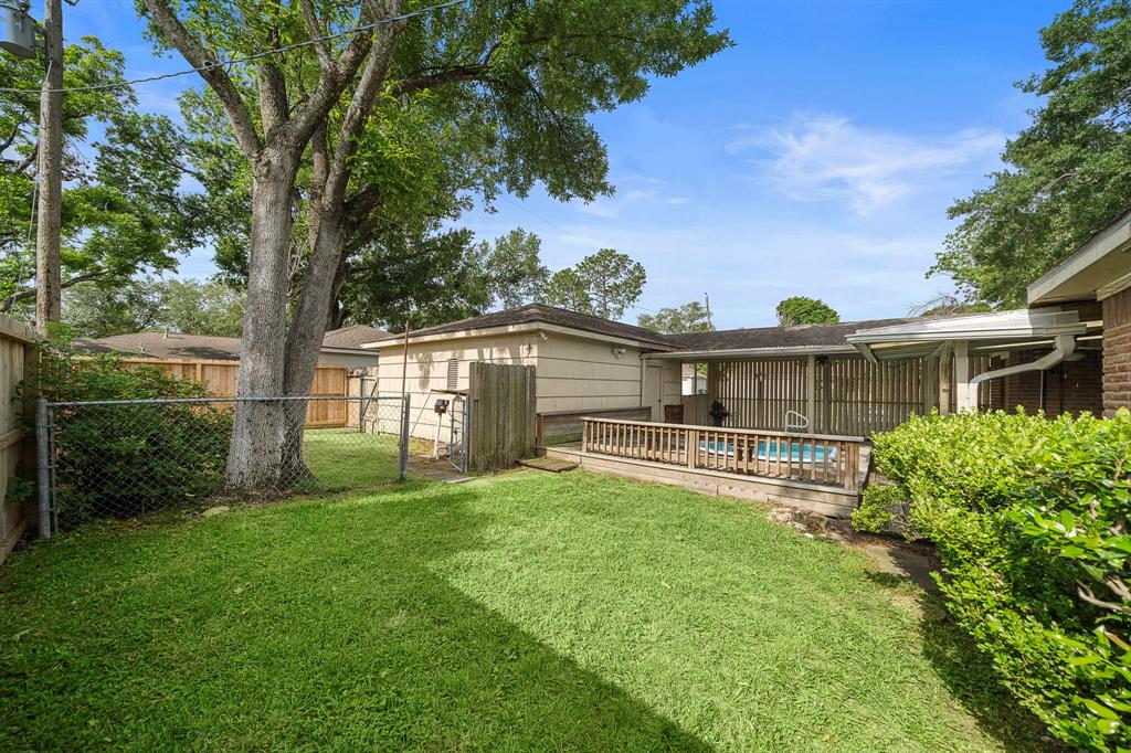6135 Spruce Forest Drive, Houston, Texas image 33
