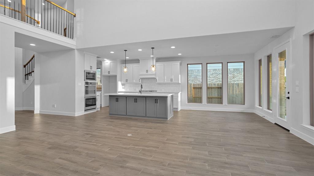 3531 Highcliffe Drive