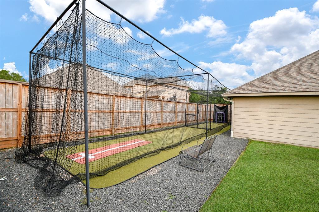 17819 Refuge Lake Drive, Cypress, Texas image 3