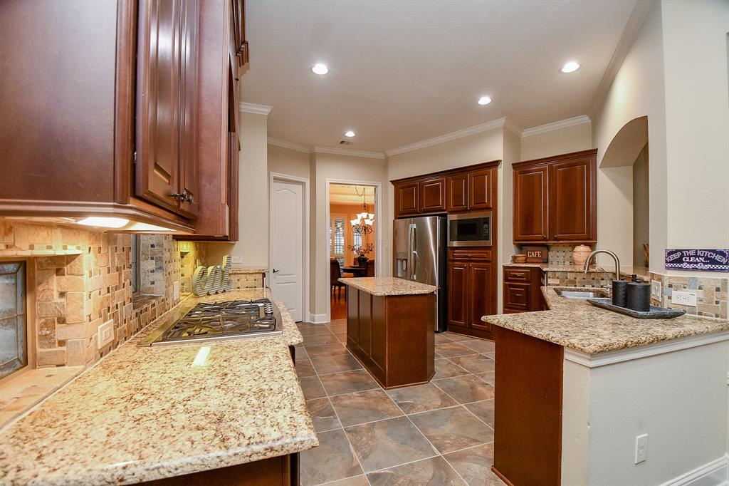 17819 Refuge Lake Drive, Cypress, Texas image 30