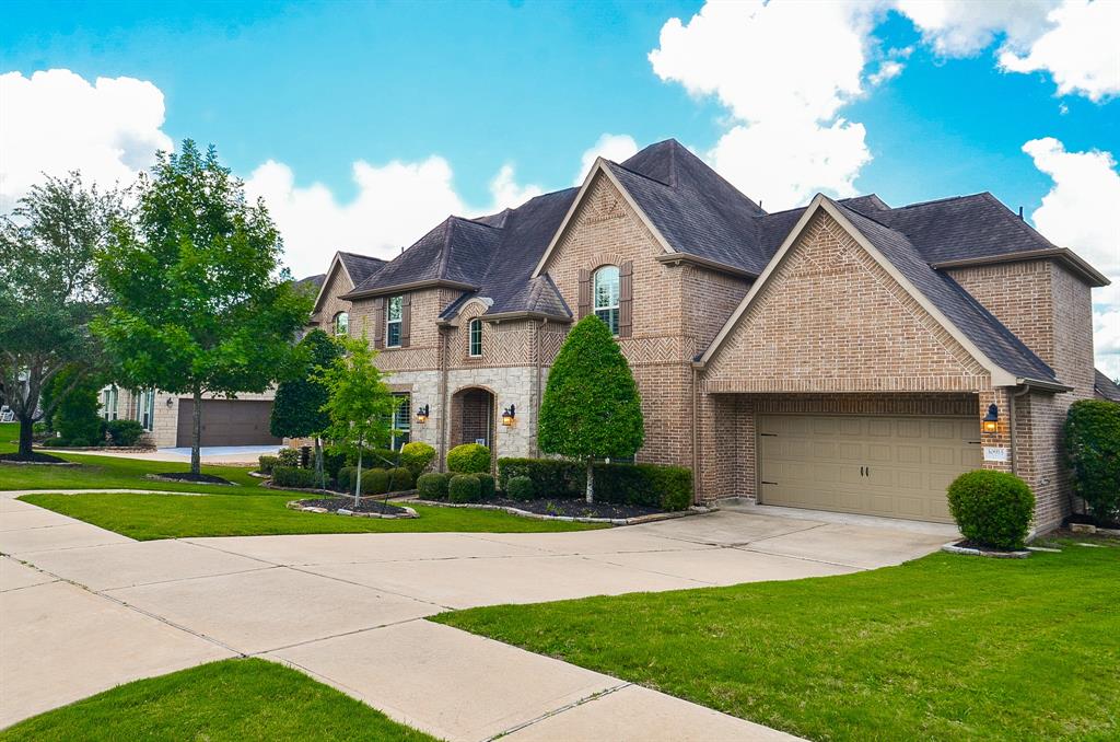 30915 Shady Oak Drive