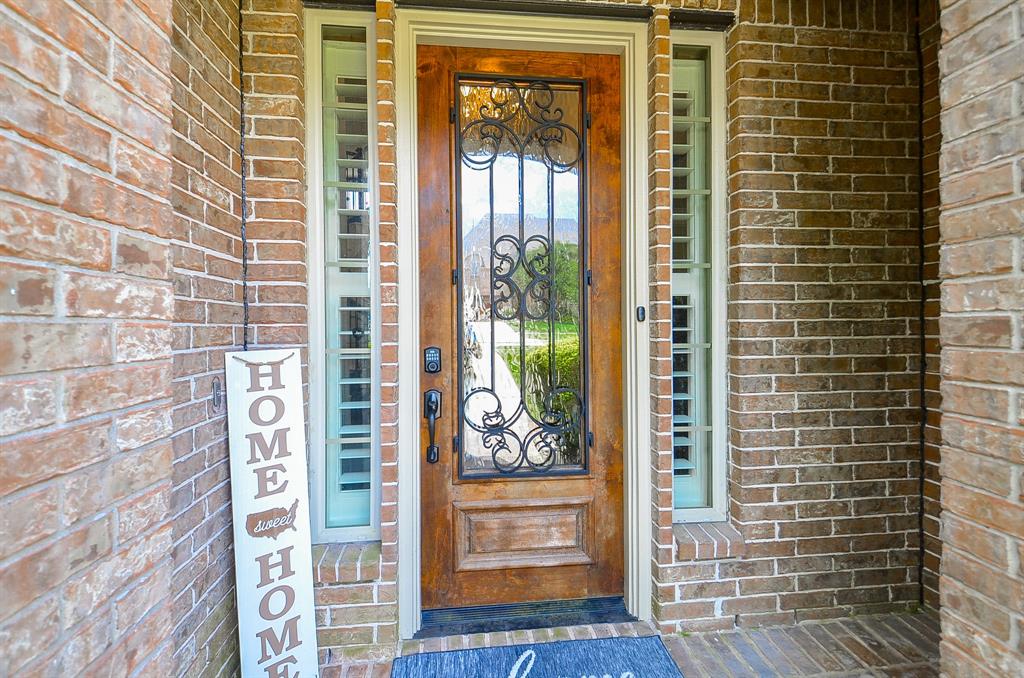 30915 Shady Oak Drive