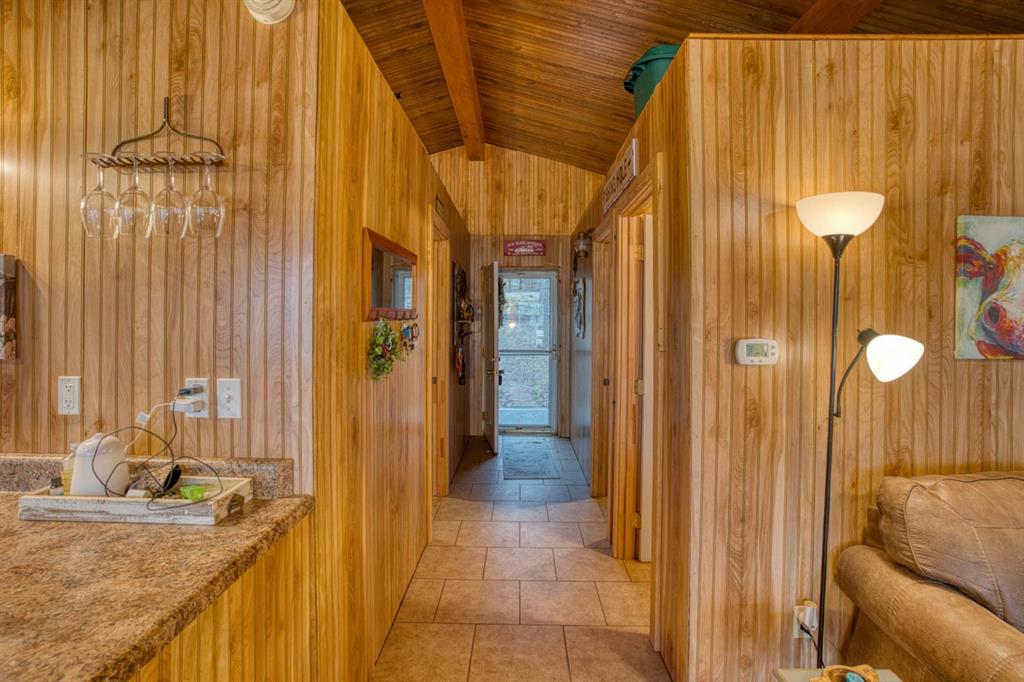 402 Dogwood Lane, Crockett, Texas image 11