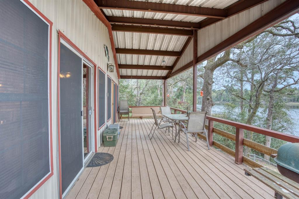 402 Dogwood Lane, Crockett, Texas image 25