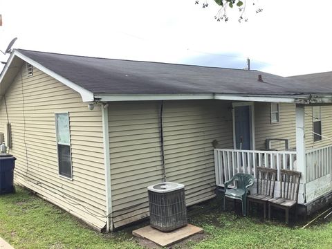 A home in West Columbia