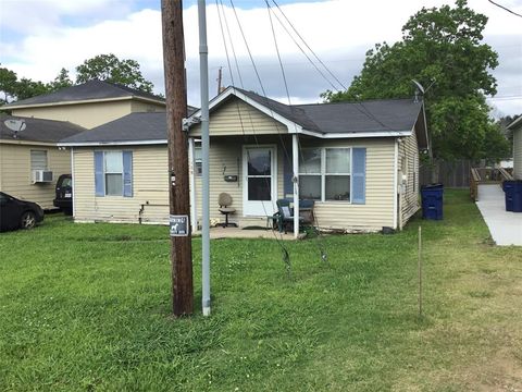 A home in West Columbia