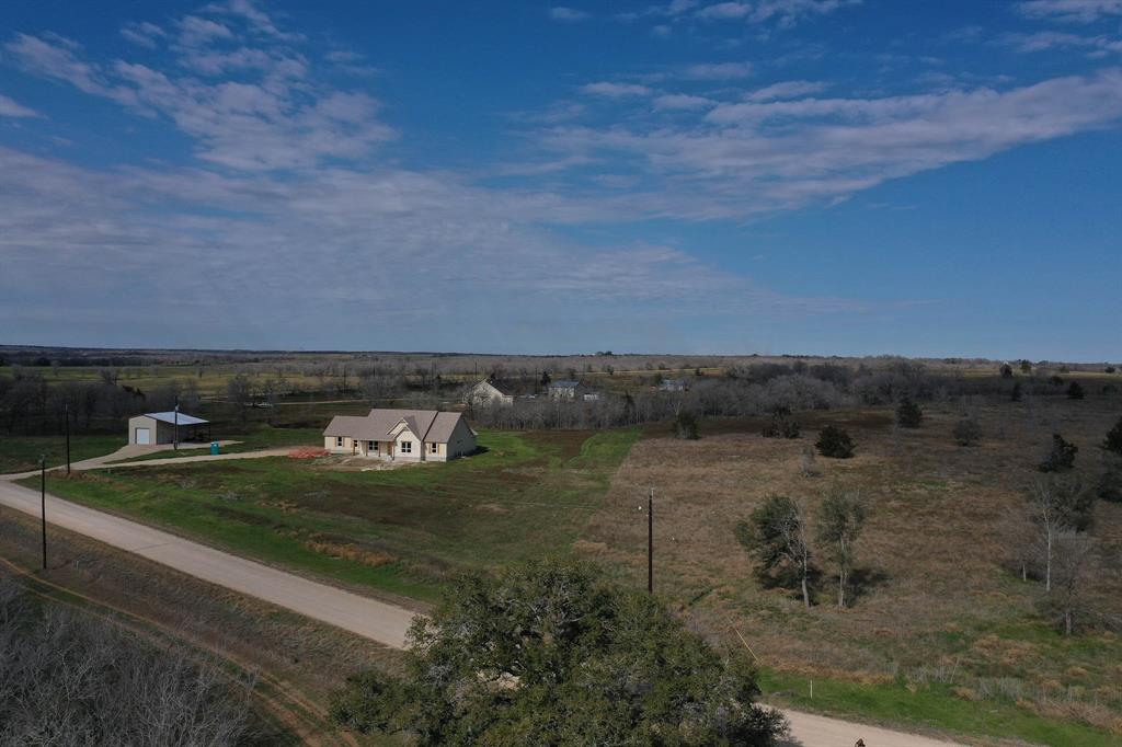 TR 4 000 County Rd 451, Waelder, Texas image 4