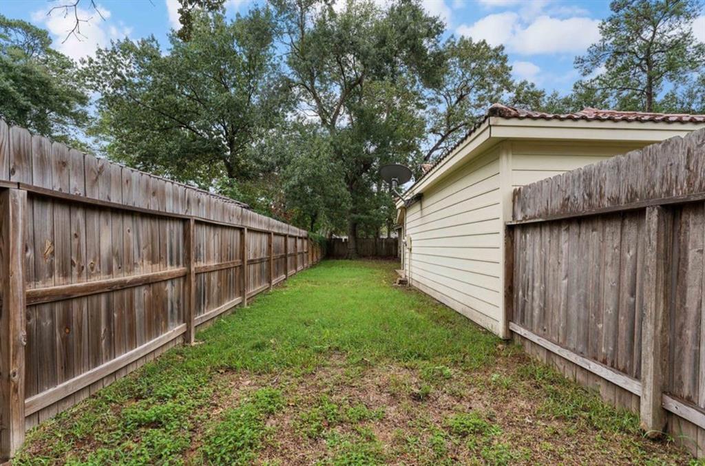3710 Fern View Drive, Kingwood, Texas image 5