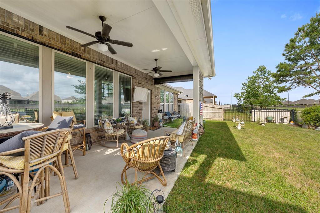 15326 Greenford Glen Drive, Cypress, Texas image 36