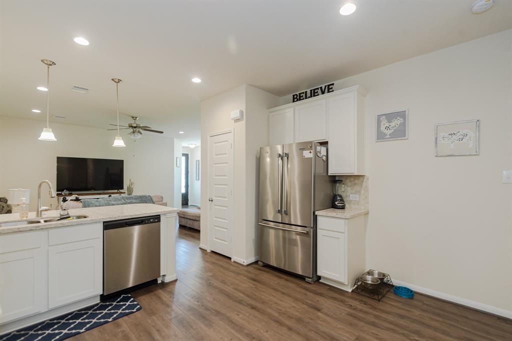 5529 Evanston Lane