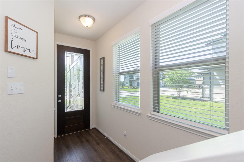 5529 Evanston Lane