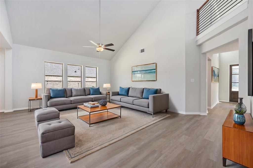 6711 Pelican Lane