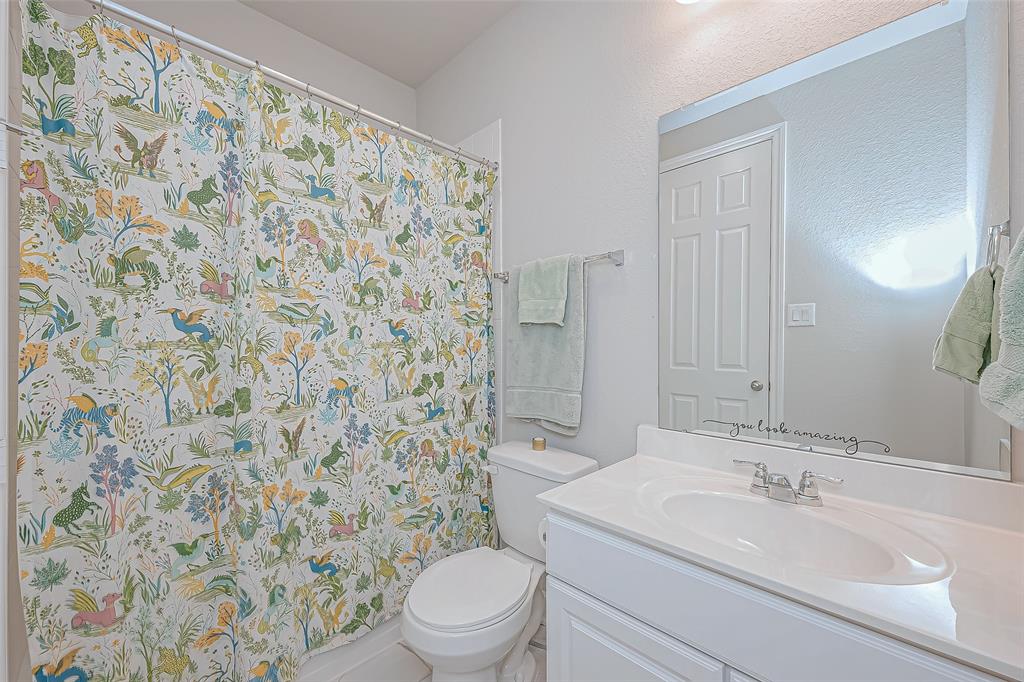 13207 Moorlands Hills Drive, Humble, Texas image 8