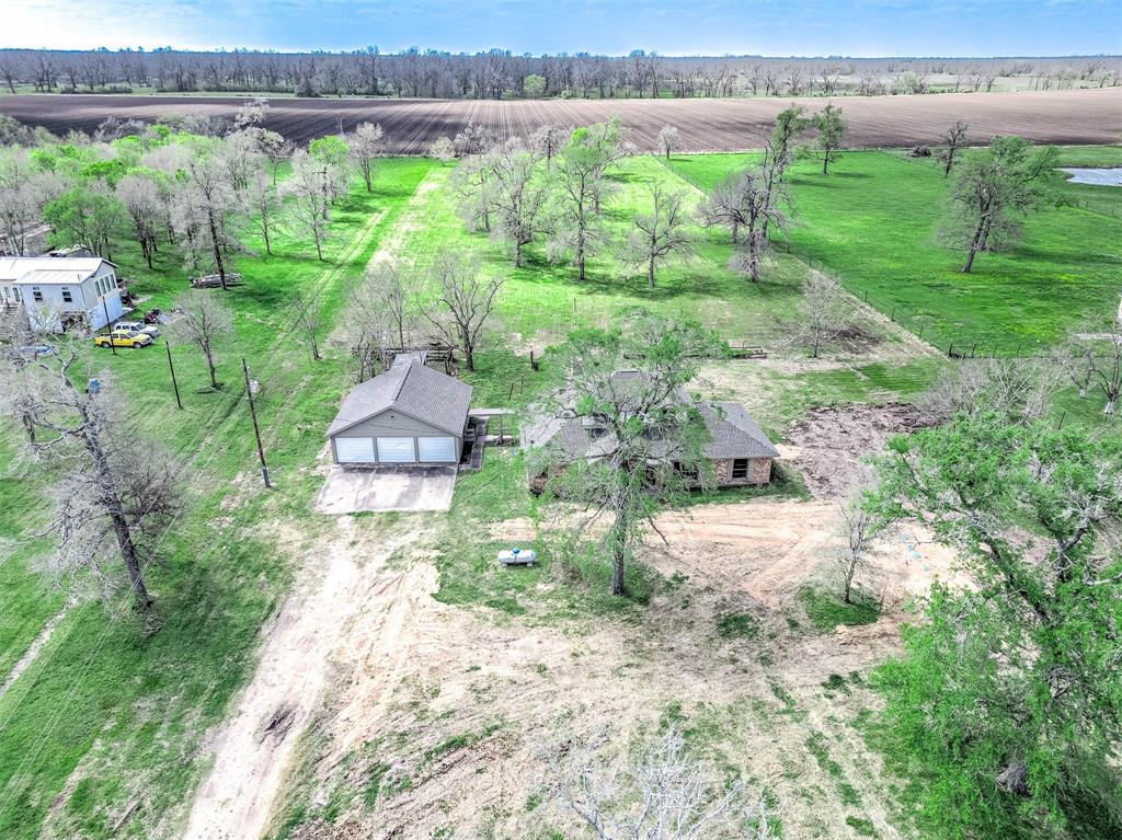 3607 Peach Creek Drive, Wharton, Texas image 49