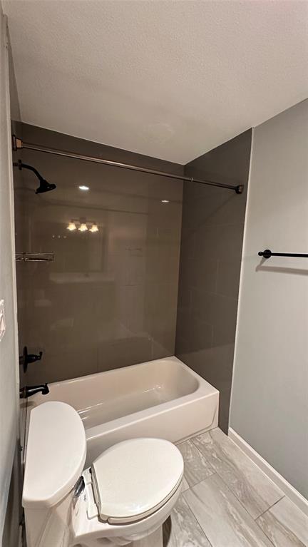 407 Bendwood Drive #38, Houston, Texas image 15