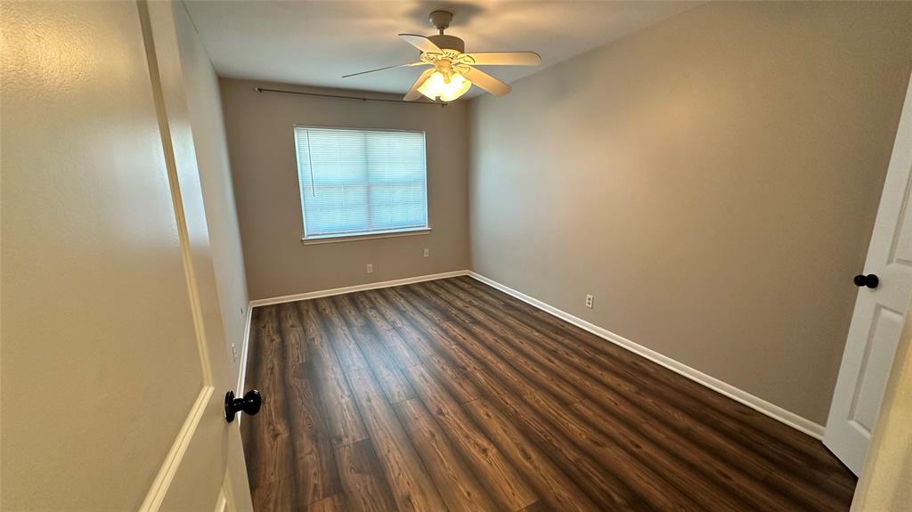 407 Bendwood Drive #38, Houston, Texas image 13