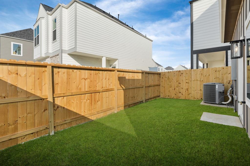 414 Stonework Landing Lane, Houston, Texas image 35