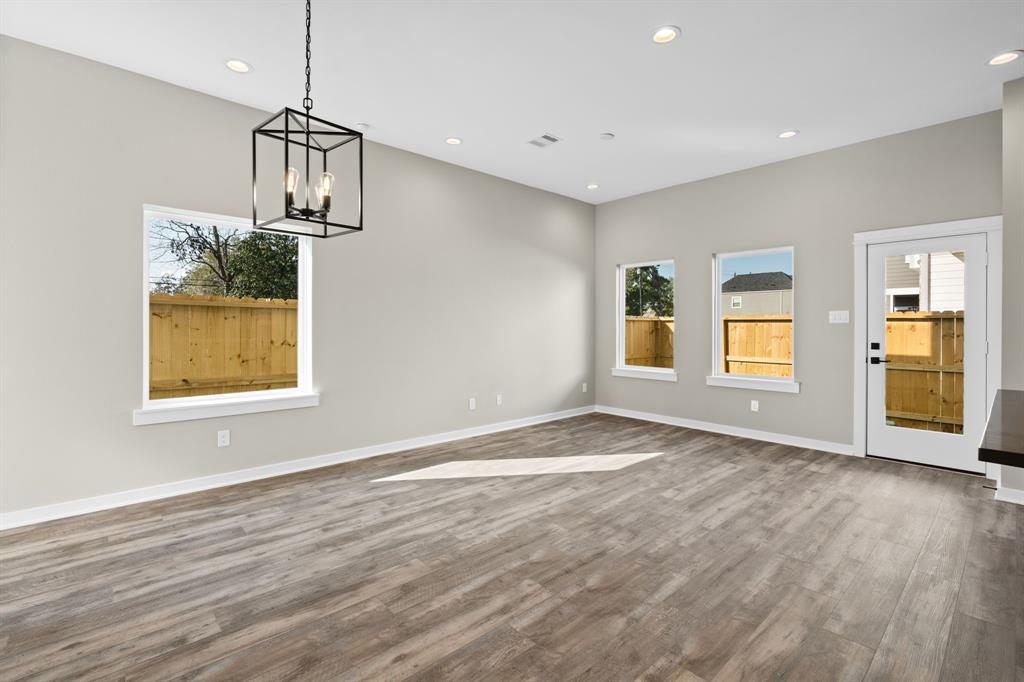 414 Stonework Landing Lane, Houston, Texas image 8