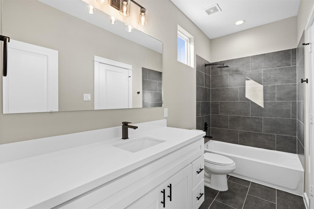 414 Stonework Landing Lane, Houston, Texas image 30
